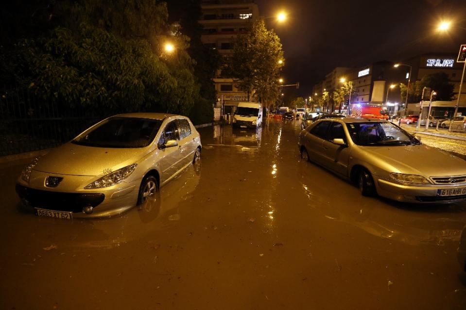 Coasta de Azur inundatii1