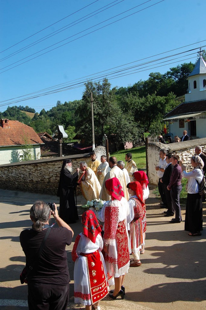 Mitropolie Farasesti1