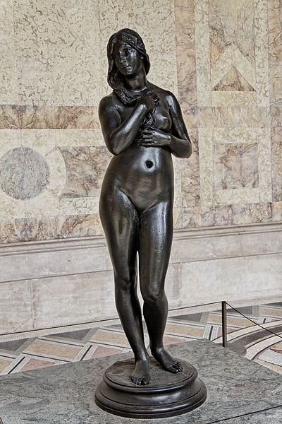 STatuie Eva