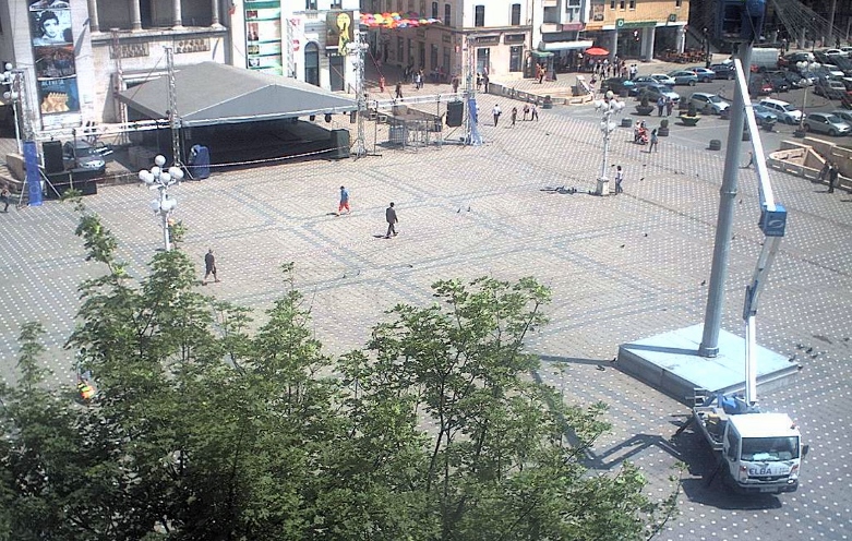 Stalp centru (781x496)