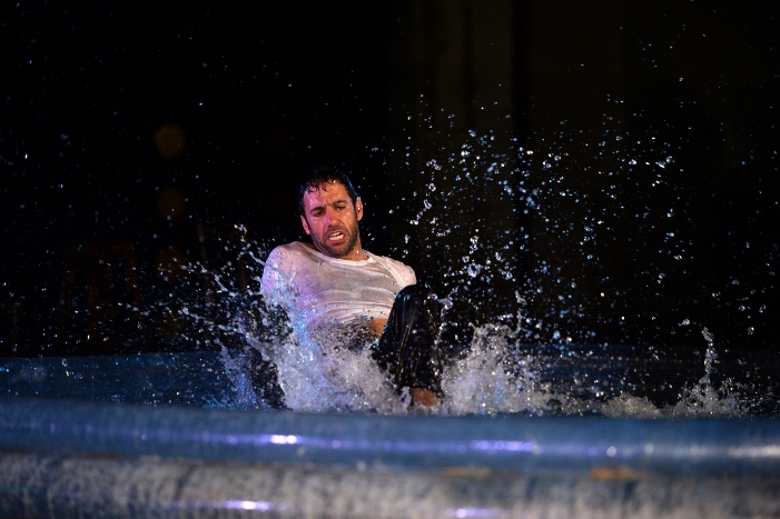 Teatru in piscina (1)