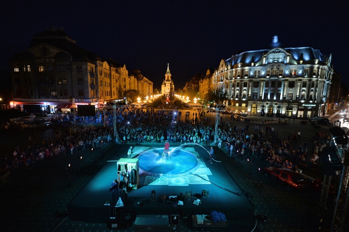 Teatru in piscina (6)