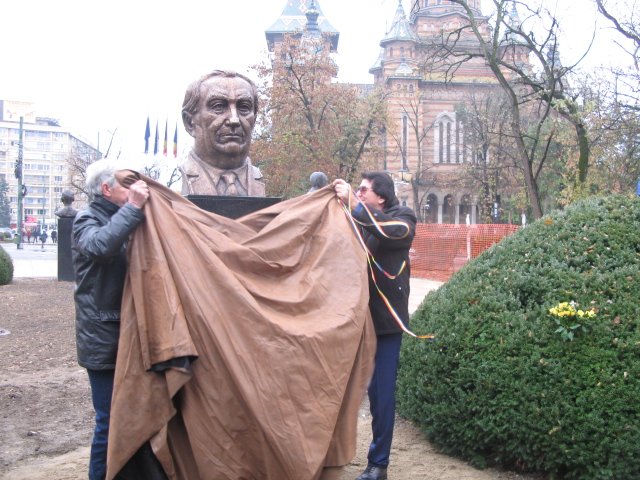 bust 027